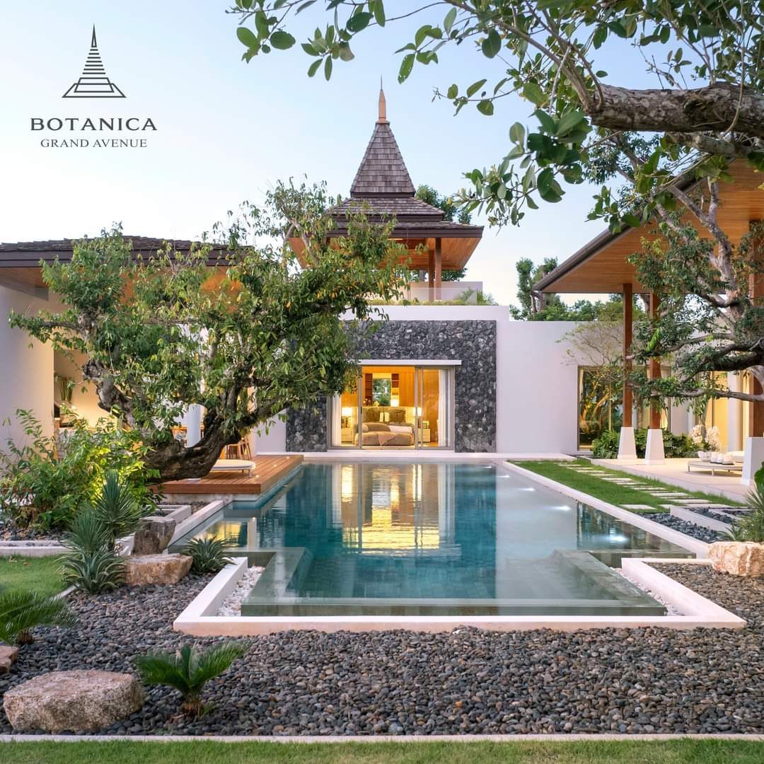 Botanica Grand Avenue